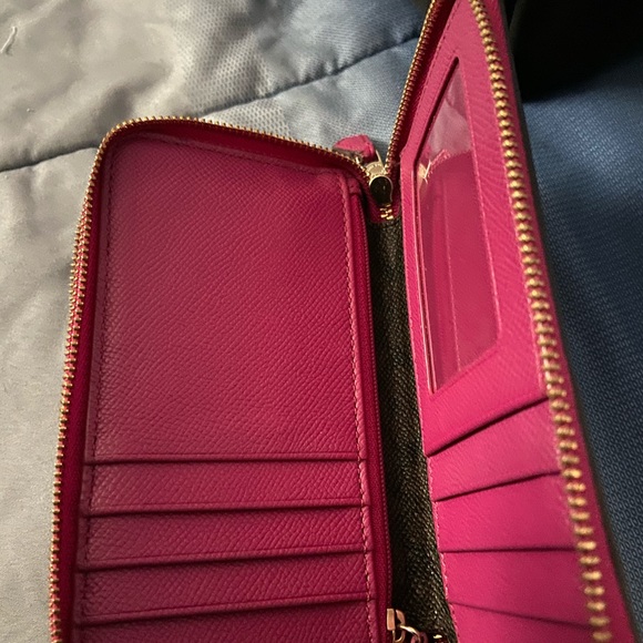 Wallet. - Picture 4 of 7